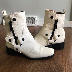 Frye Modern Harness boot